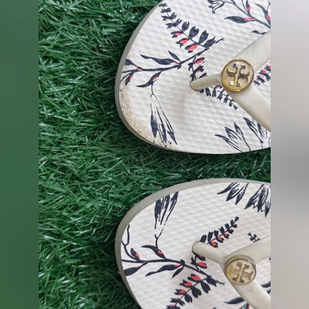 Tory Burch good preowned